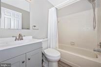 101 Adams Way - Photo 3 of 12