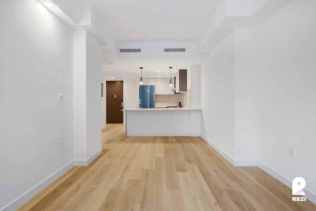 148-37 88th Ave - Photo 4 of 9