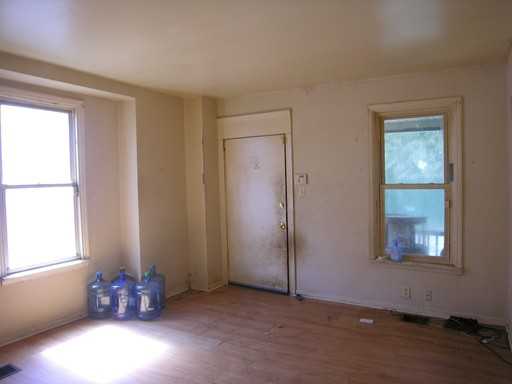 2522 Liddell St - Photo 2 of 15