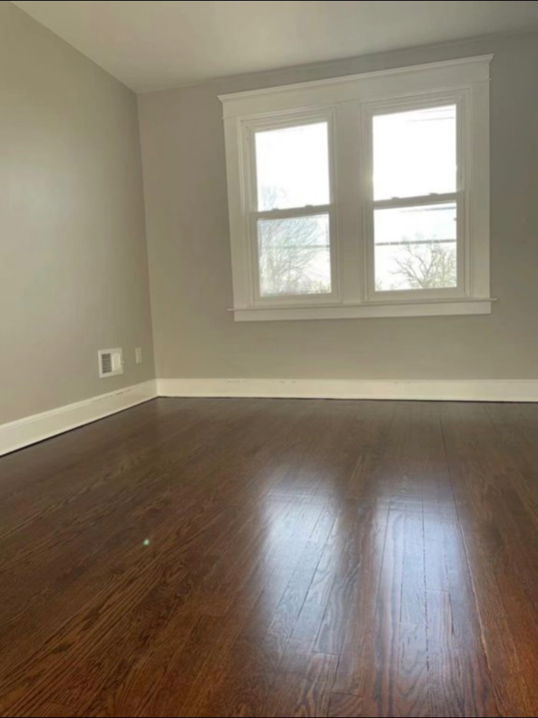 43 Jones St - Photo 3 of 10