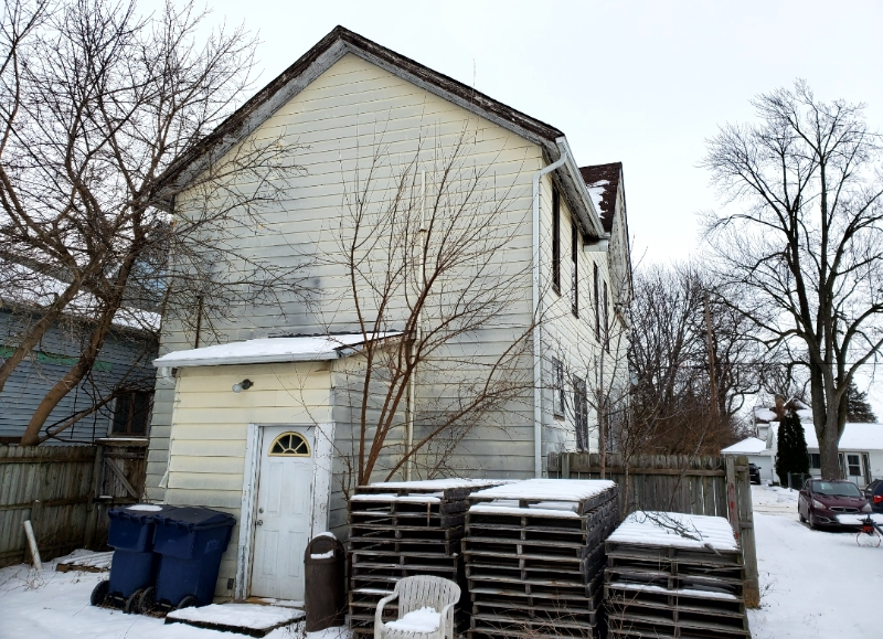 601 N Mclellan St - Photo 3 of 20