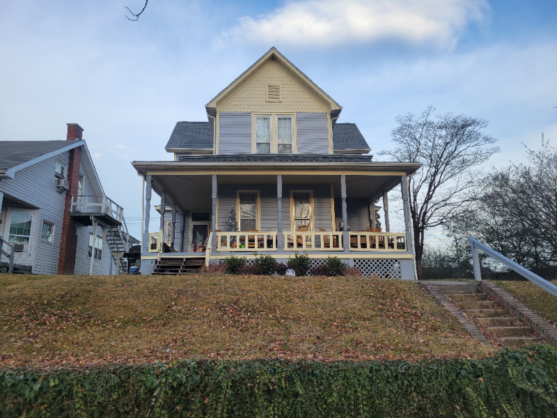 609 E Watauga Ave #2