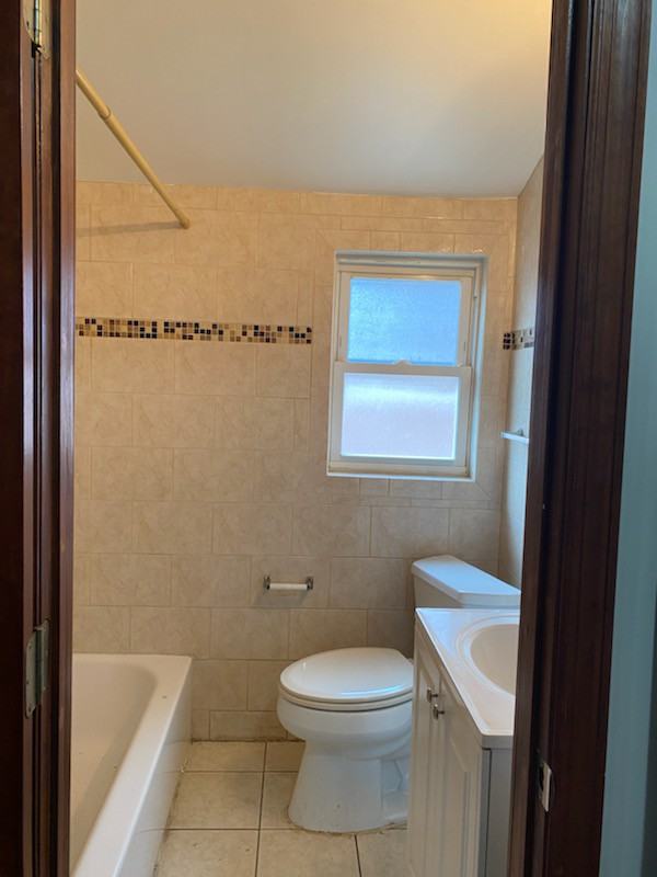 1290 Arnow Ave #2 - Photo 3 of 5