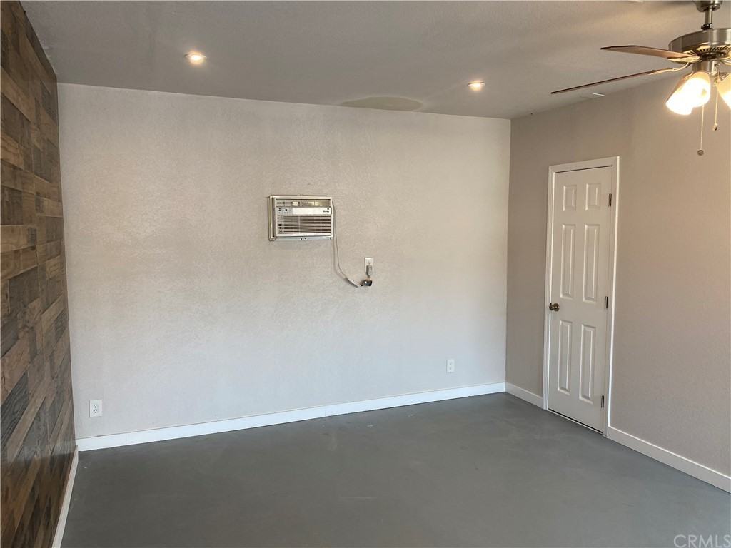 8251 Mission Blvd - Photo 3 of 4
