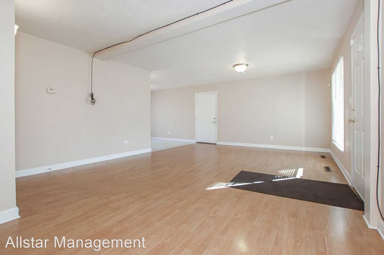 24525 Randolph Rd - Photo 2 of 46