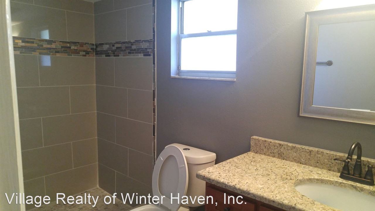 454 Broward Ter - Photo 3 of 17