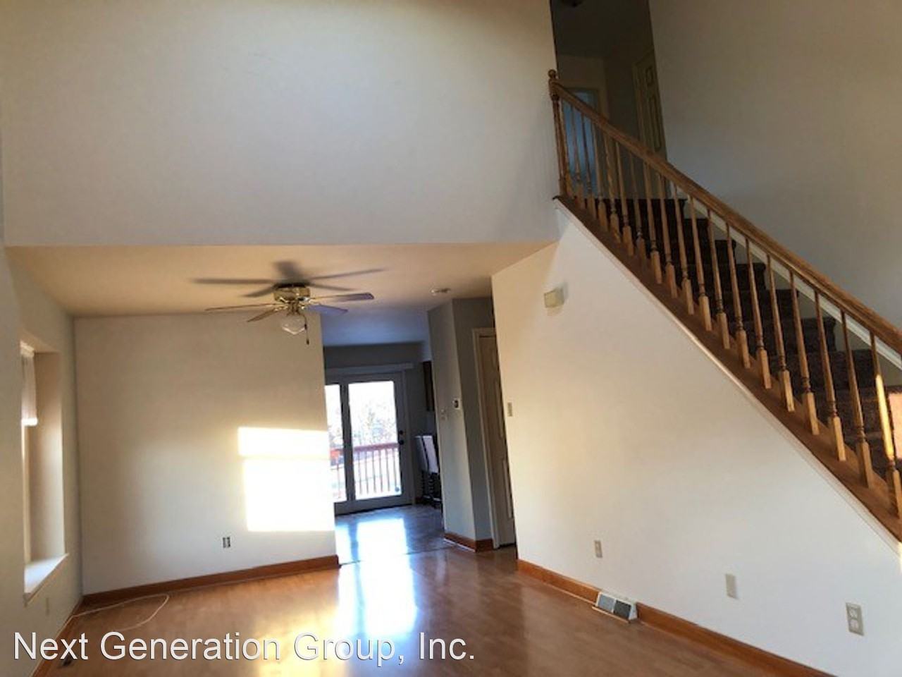 1820 Stratford Ct - Photo 3 of 9