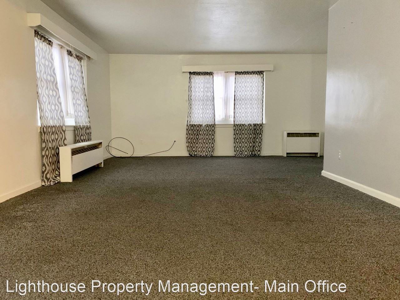 128 1/2 E Court St - Photo 3 of 17