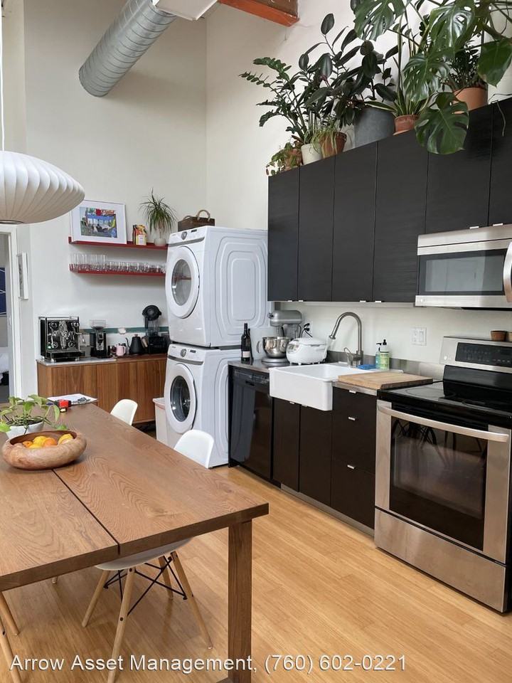 2692 C Street - Photo 2 of 6