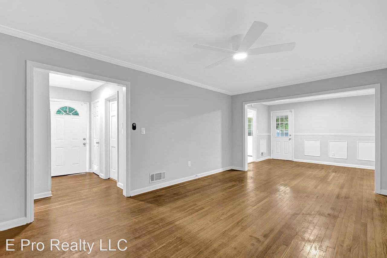 3310 Rabun Dr Sw - Photo 3 of 32