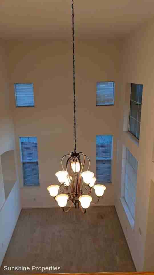 3402 Edgewater Pl - Photo 3 of 28