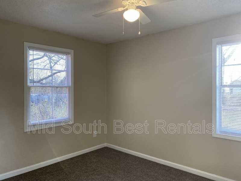 2738 Frisco Ave - Photo 3 of 8