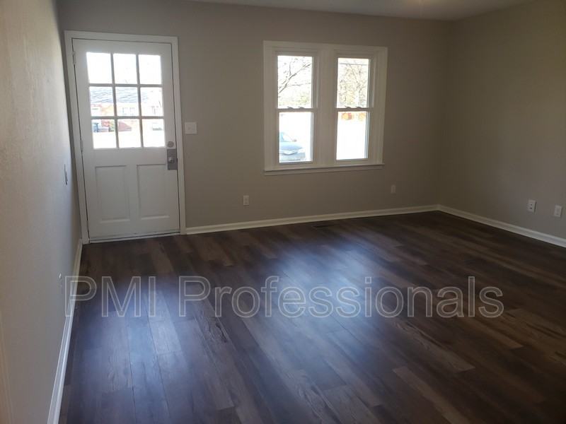 612 E Grundy St - Photo 2 of 13