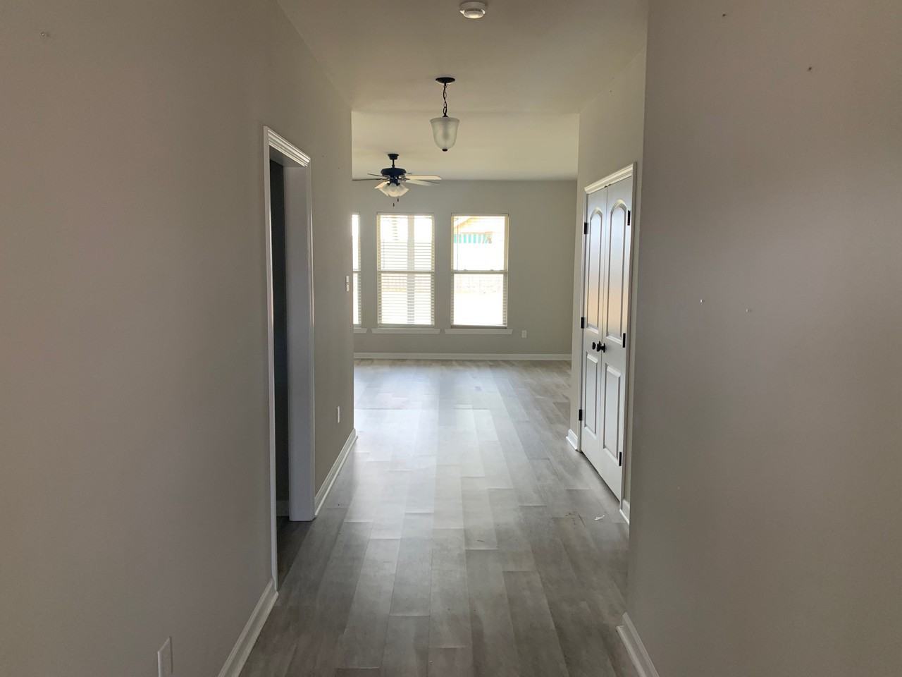 201 Saint Caillin St - Photo 2 of 17