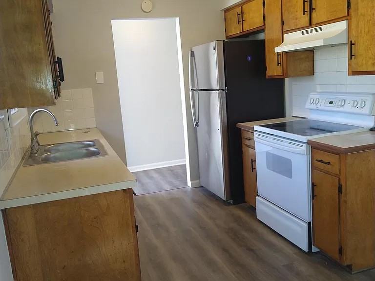 2512 Nw Kingsridge Dr - Photo 3 of 14