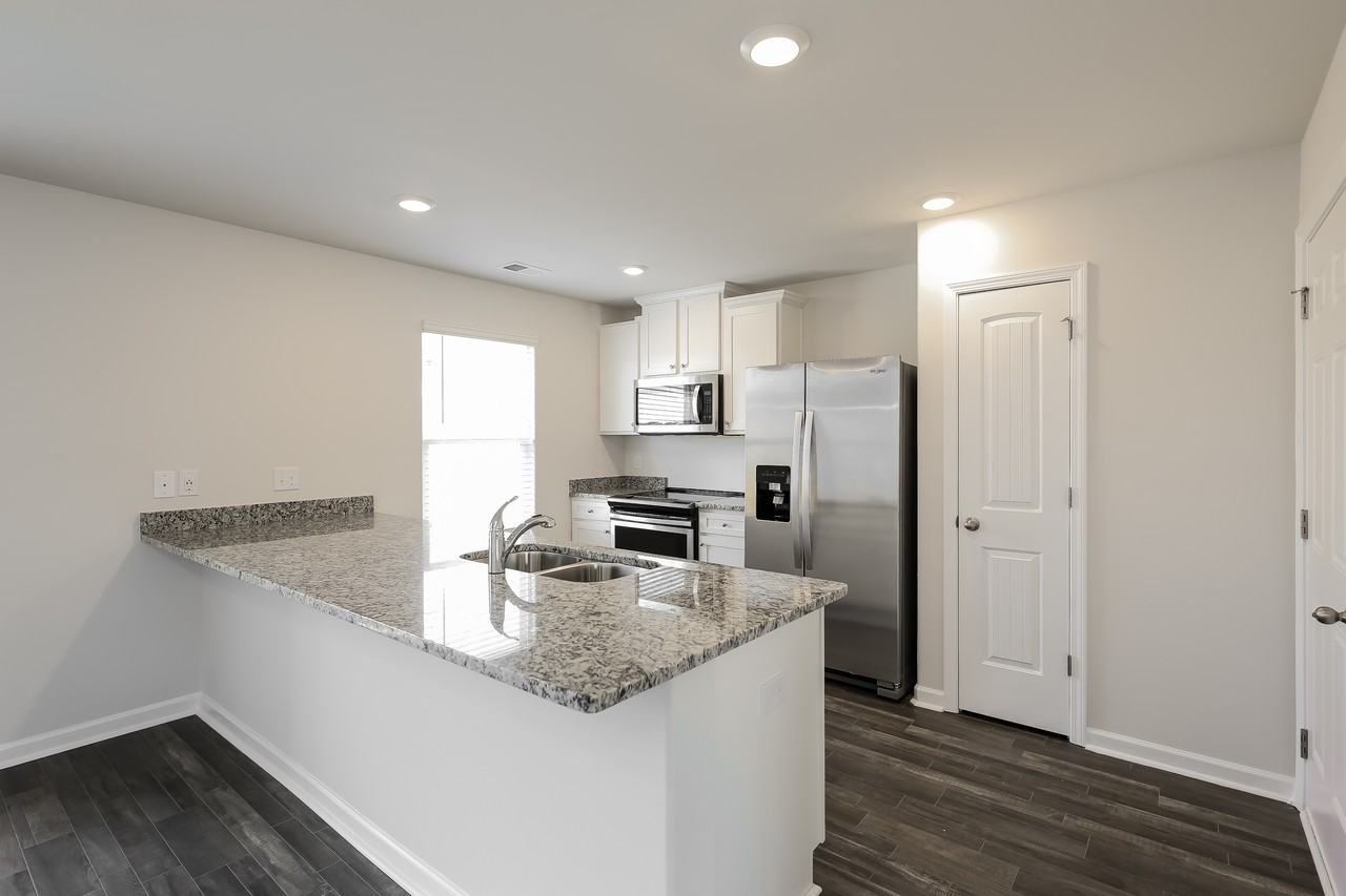 6091 Mason Tucker Dr - Photo 2 of 11