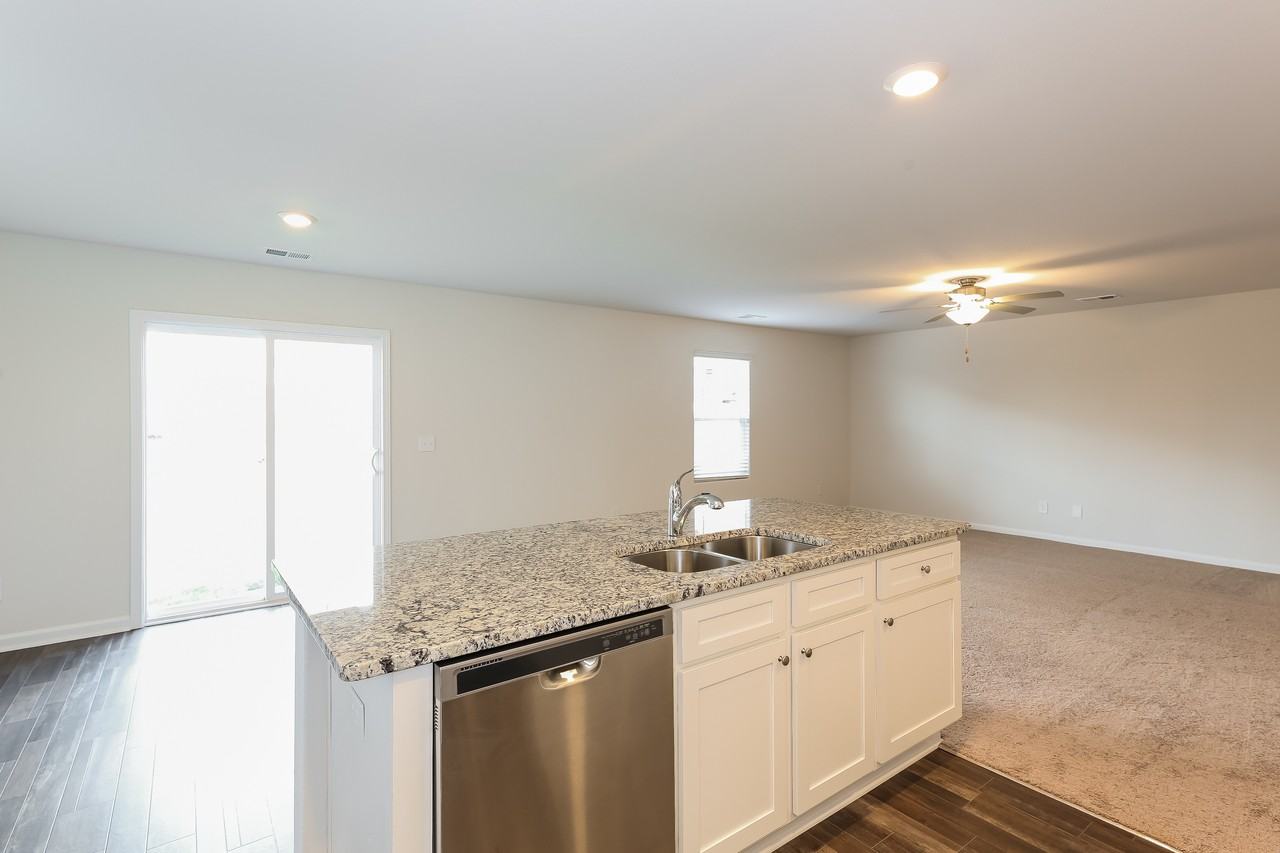 6095 Mason Tucker Dr - Photo 5 of 12