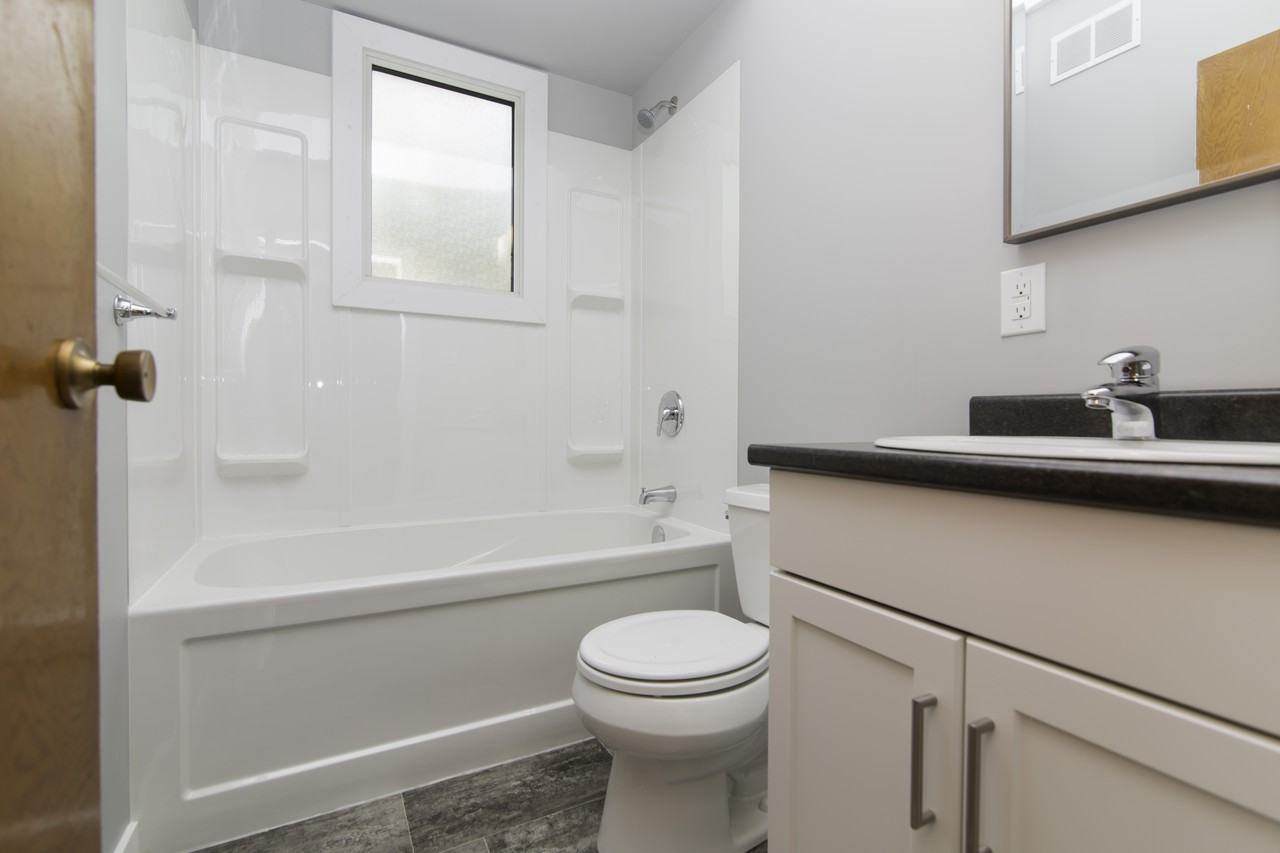 653 Mountain Avenue - Photo 3 of 23