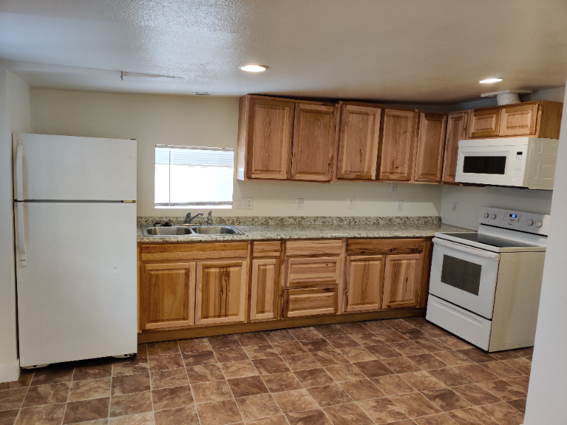 2311 1/2 Morrie Ave - Photo 3 of 10