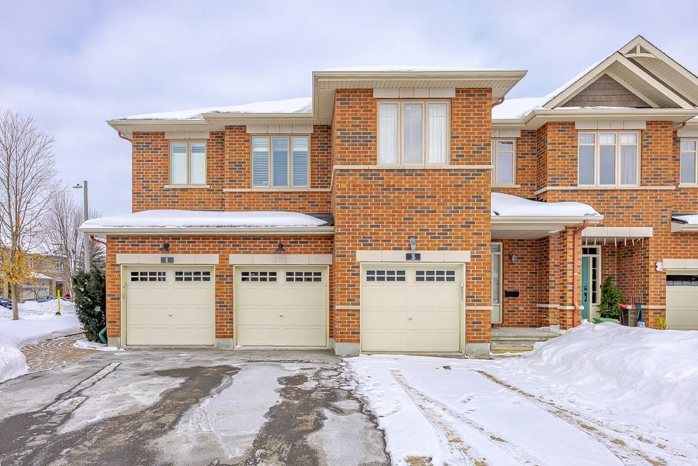 3 Madelon Drive - Photo 2 of 50