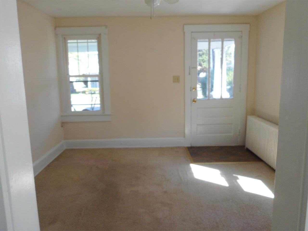 864 Ontario St #864-1 - Photo 4 of 19