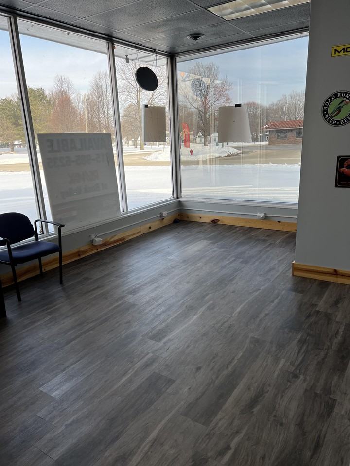 800 S 4th St #1 - Photo 2 of 6