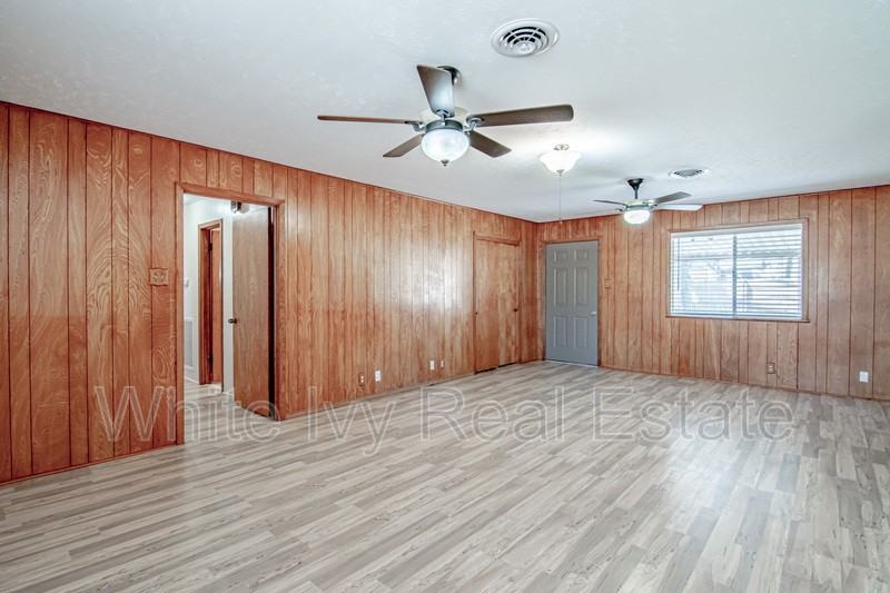 365 Fm - Photo 5 of 35