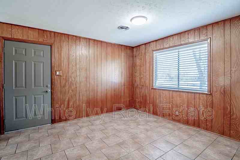 365 Fm - Photo 6 of 35