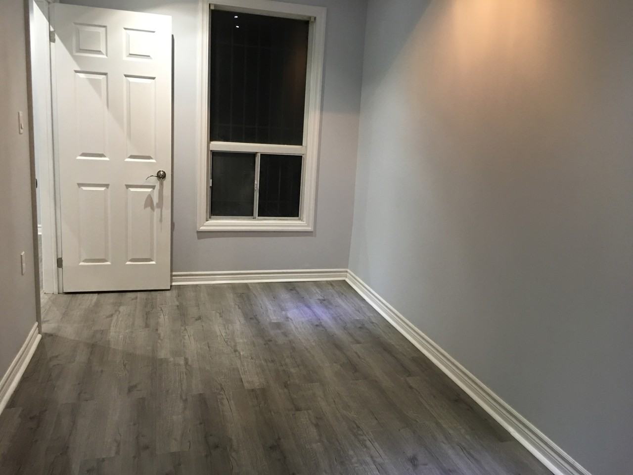 305 Spadina Avenue #2nd floor - Photo 7 of 9