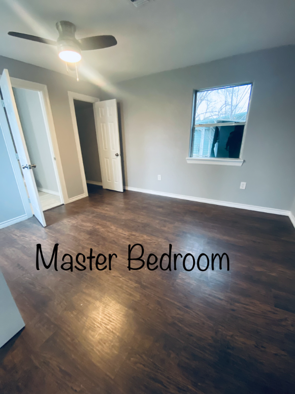 218 3rd St - Photo 3 of 10