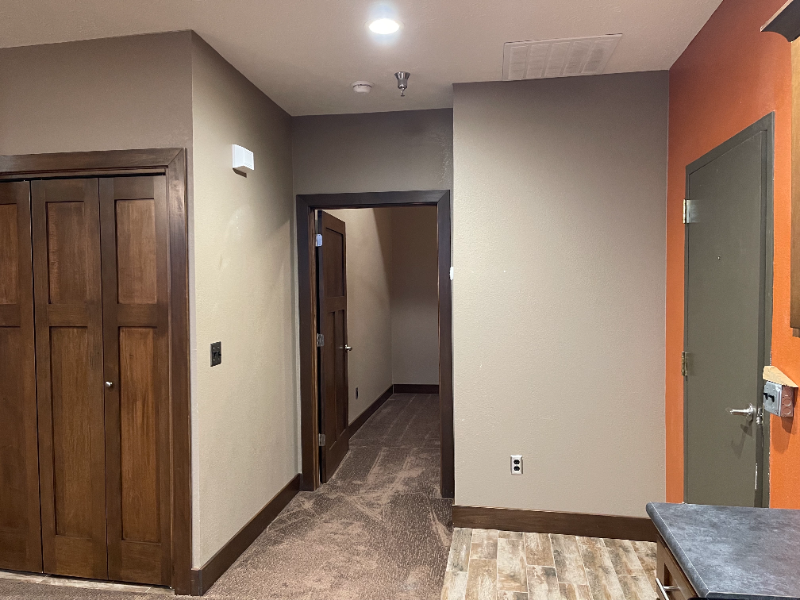 131 N Santa Fe Ave - Photo 3 of 6