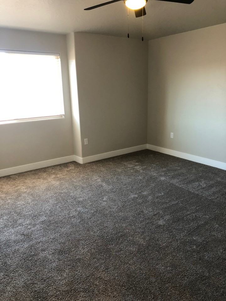 655 S Malorie Way #1 - Photo 6 of 17