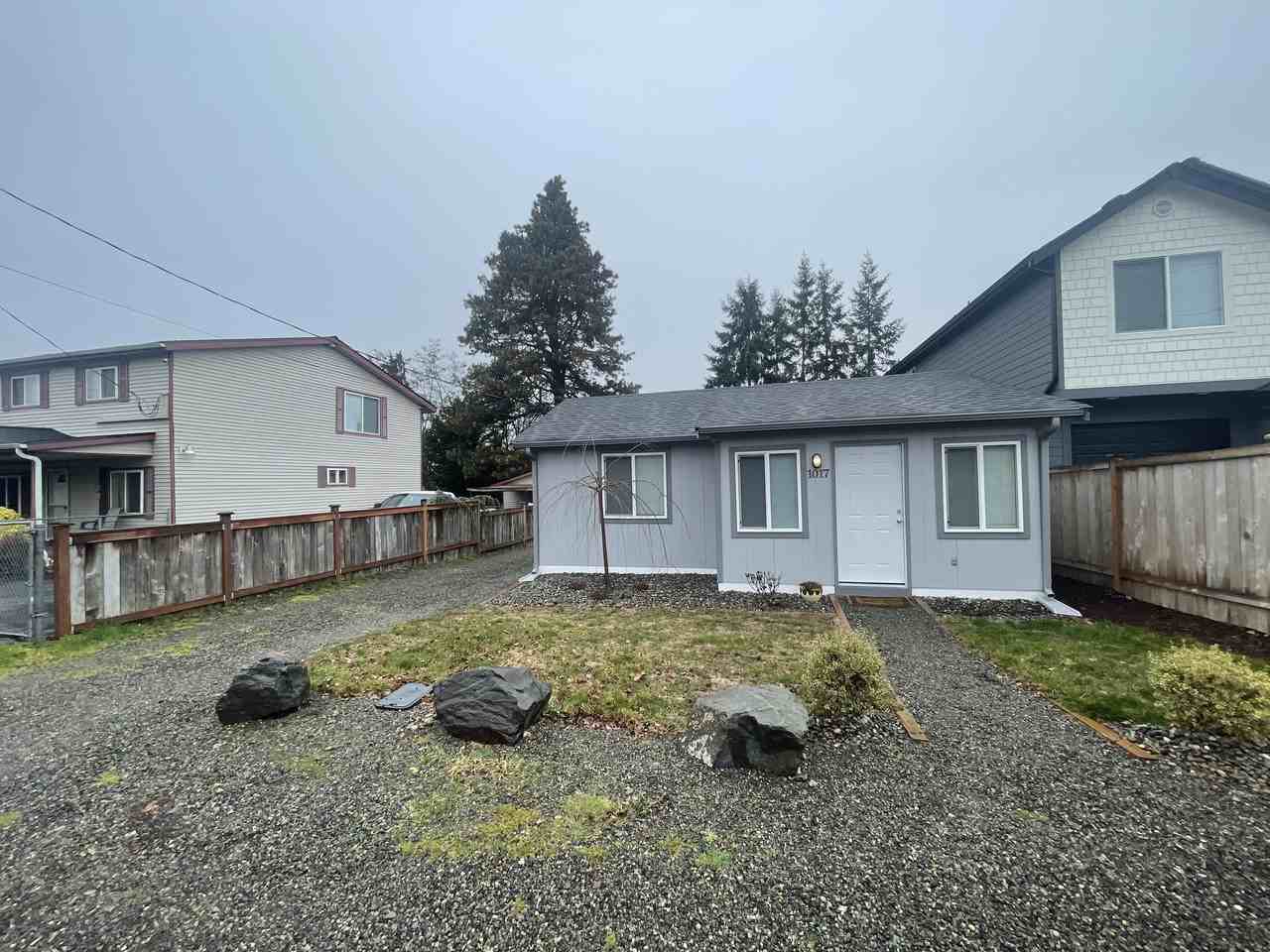 1017 110th St S - Photo 2 of 14