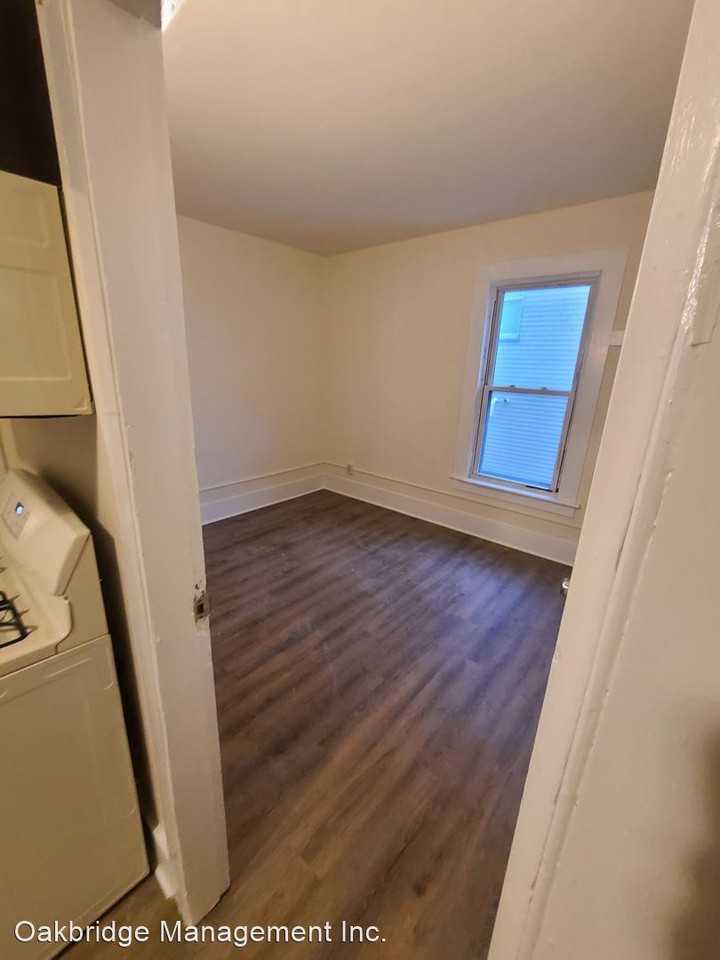 219 Howe Avenue - Photo 3 of 4