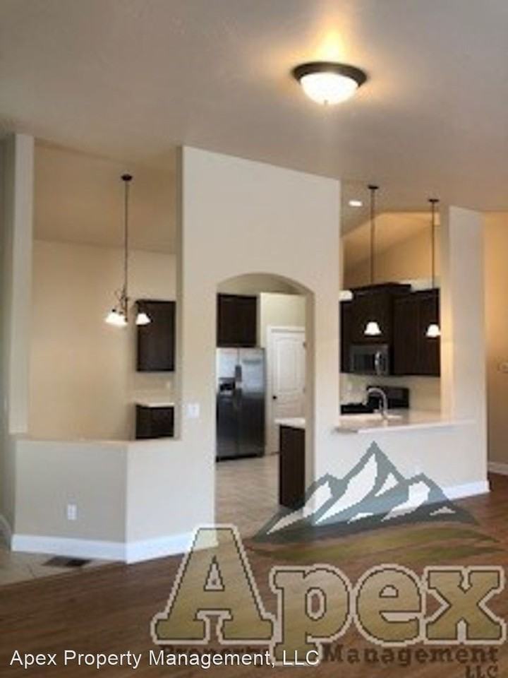 5116 W Brunmier Dr - Photo 3 of 15