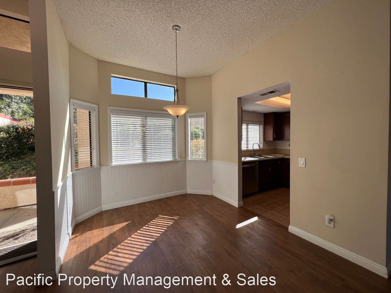 3536 Ridgewood Way - Photo 3 of 15