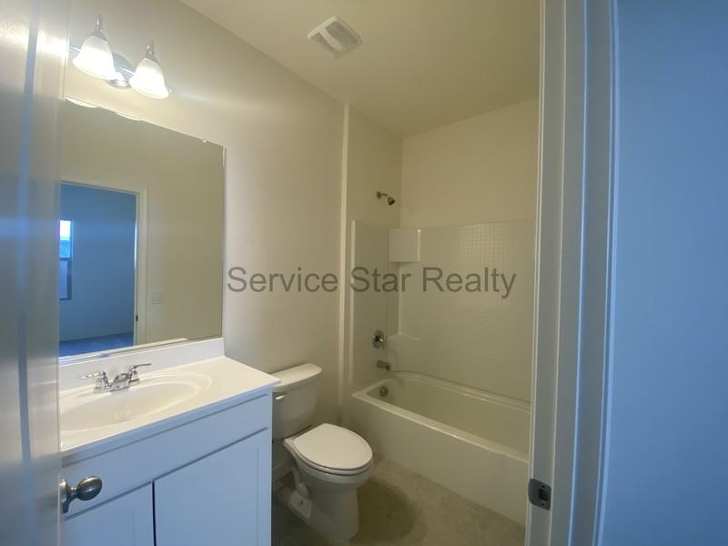 2402 E Alonso Dr - Photo 7 of 26