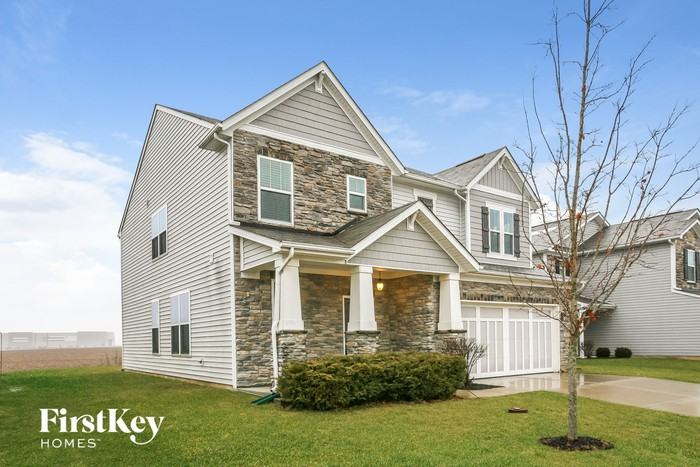 4032 Poplar Dr - Photo 2 of 15