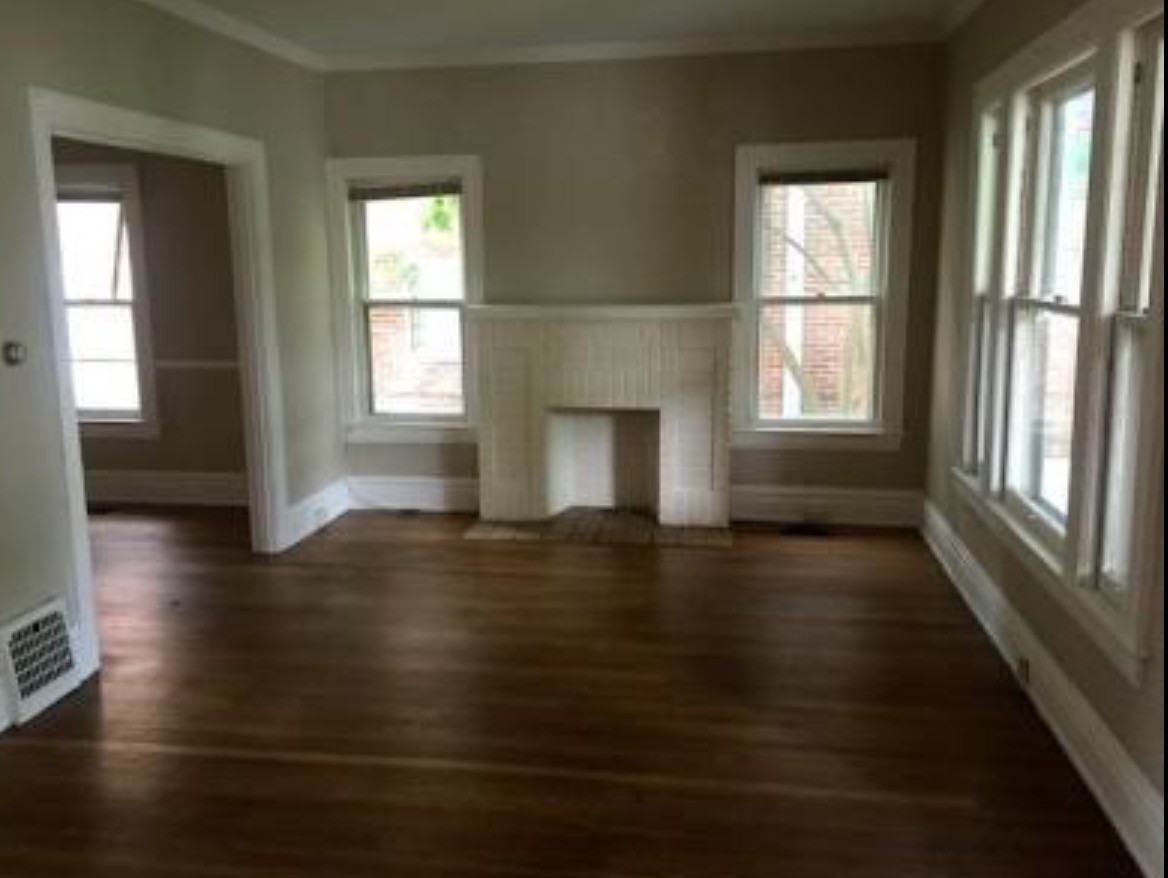 615 10th Ave #1 - Photo 4 of 24