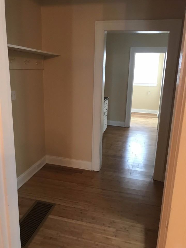 926 11th Ave - Photo 7 of 14