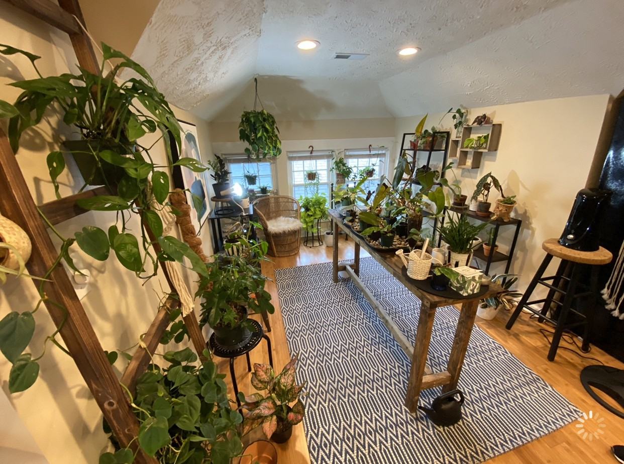 1021 1/2 10th Ave #1021-1-2 - Photo 5 of 12