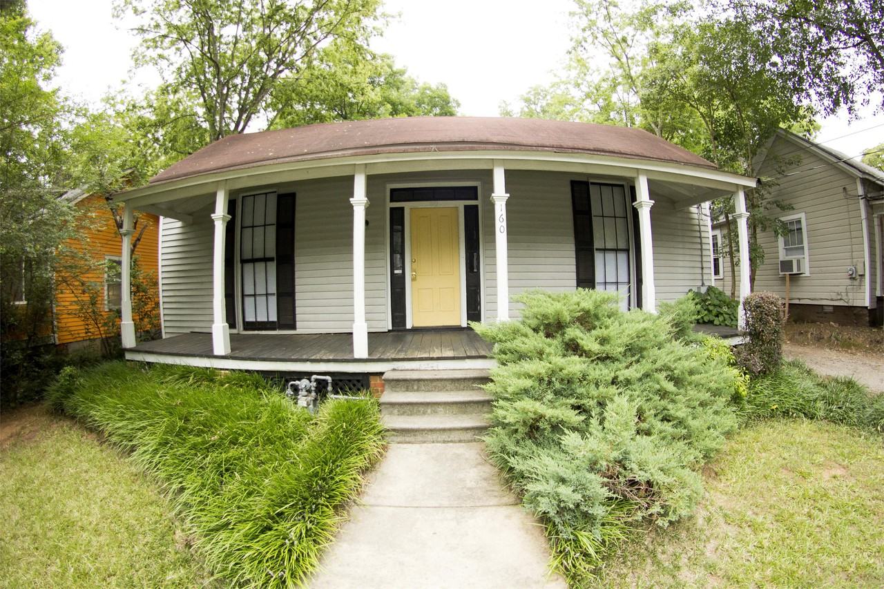 160 Lyndon Ave #1 - Photo 2 of 18