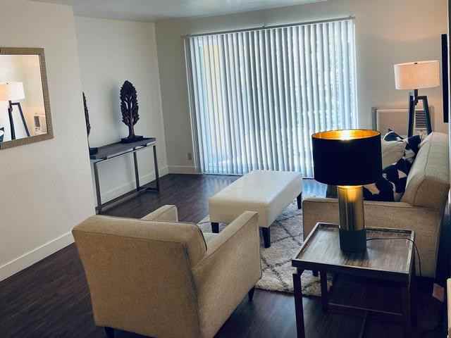 235 Camelback Rd - Photo 3 of 7