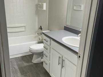 235 Camelback Rd - Photo 5 of 6