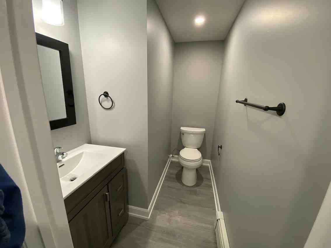 972 Sheenboro Crescent #B - Photo 2 of 17