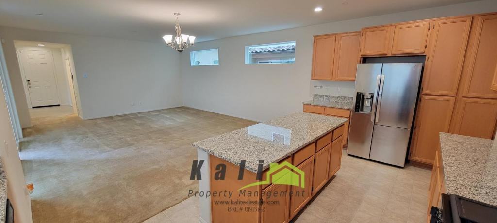 1333 Pershing Rd - Photo 5 of 23