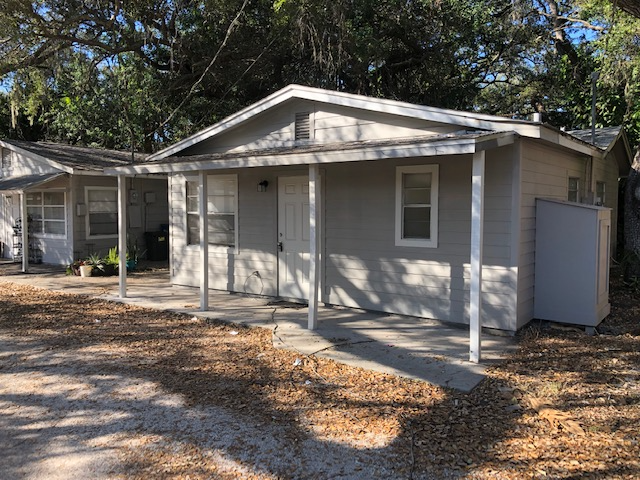 2315 53rd Ave W - Photo 2 of 2