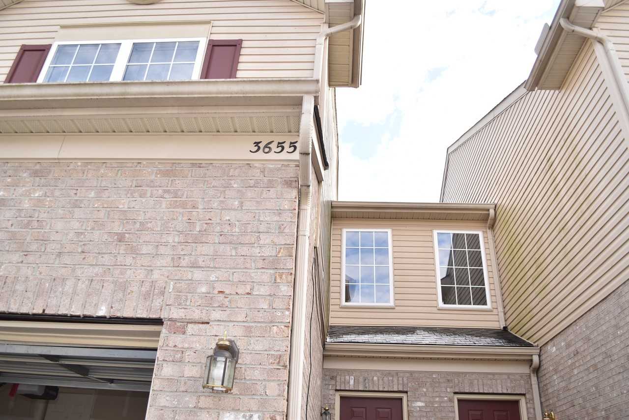 3655 Thorngate Dr - Photo 2 of 35