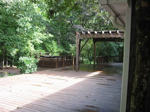 8110 Hunting Cog Rd - Photo 3 of 31