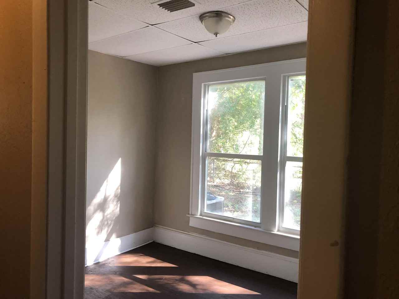 6605 Dixie St #1 - Photo 3 of 9